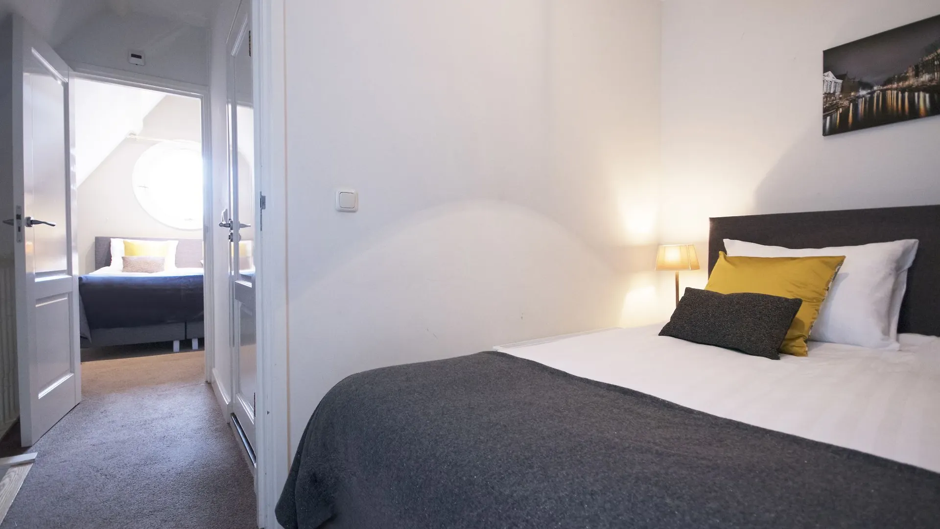 Amsterdam Canal Suites contacts
